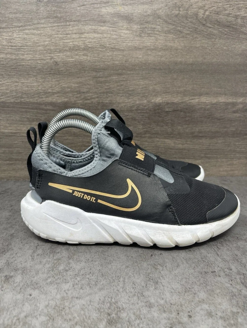 Nike shoes sku